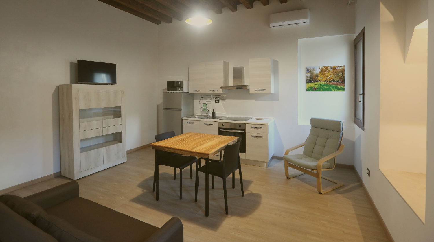 In questa immagine è mostrata la cucina di una camera del Residence Superstar a San Martino di Lupari